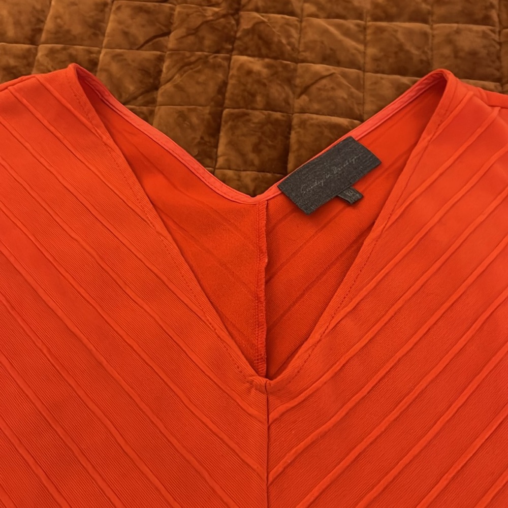 ☀️3/$20 Sunday in Brooklyn Red Orange Ribbed 3/4 Sleeve Blouse - Picture 3 of 4
